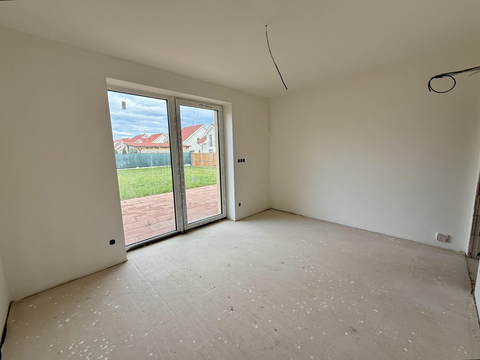 Prodej novostavby RD 5+kk s garáží, Veltrusy okr. Mělník