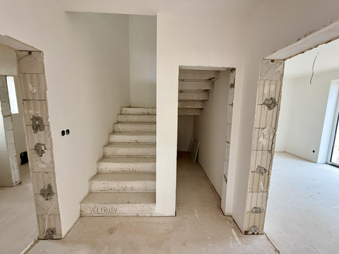 Prodej novostavby RD 5+kk s garáží, Veltrusy okr. Mělník