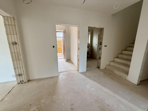 Prodej novostavby RD 5+kk s garáží, Veltrusy okr. Mělník