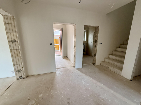 Prodej novostavby RD 5+kk s garáží, Veltrusy okr. Mělník