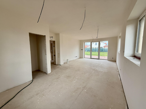 Prodej novostavby RD 5+kk s garáží, Veltrusy okr. Mělník