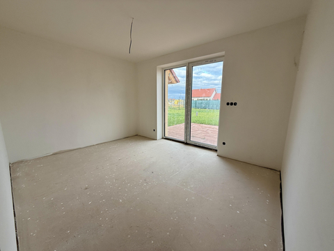 Prodej novostavby RD 5+kk s garáží, Veltrusy okr. Mělník